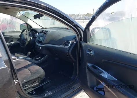 2014 Dodge Journey Sxt z USA, uszkodzony, nr VIN 3C4PDDBG6ET251510